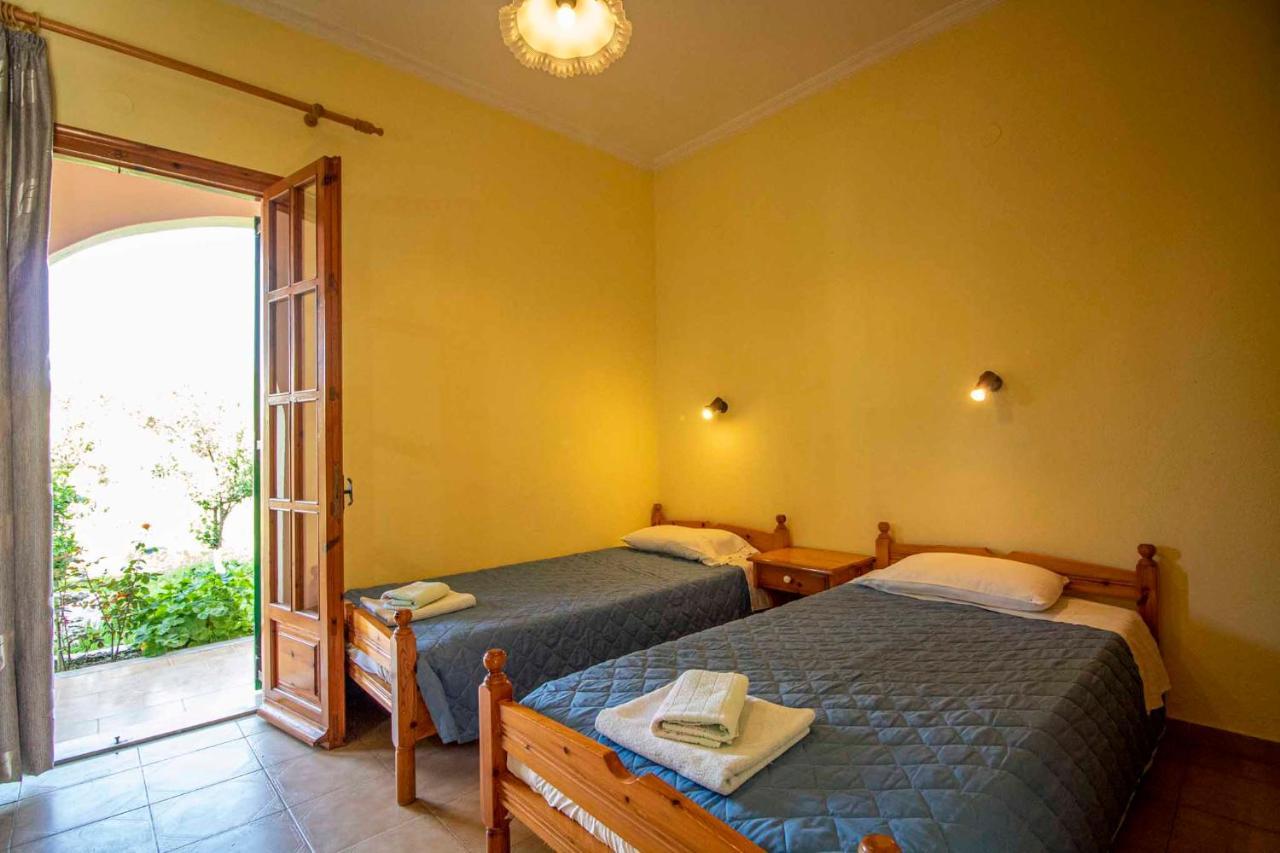 Tzoras‌ ‌Apartments‌ ‌Roda‌ ‌Corfu‌ Litheres Exteriör bild