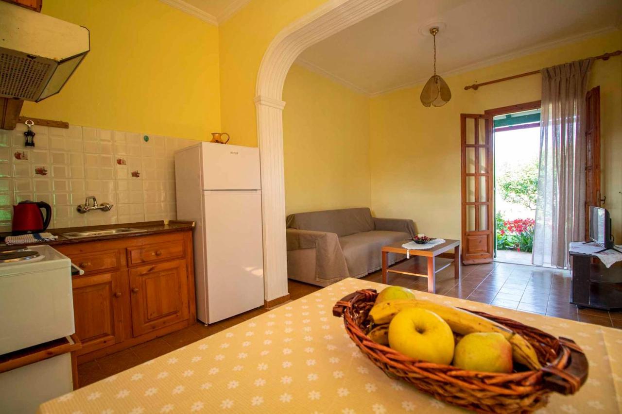 Tzoras‌ ‌Apartments‌ ‌Roda‌ ‌Corfu‌ Litheres Exteriör bild