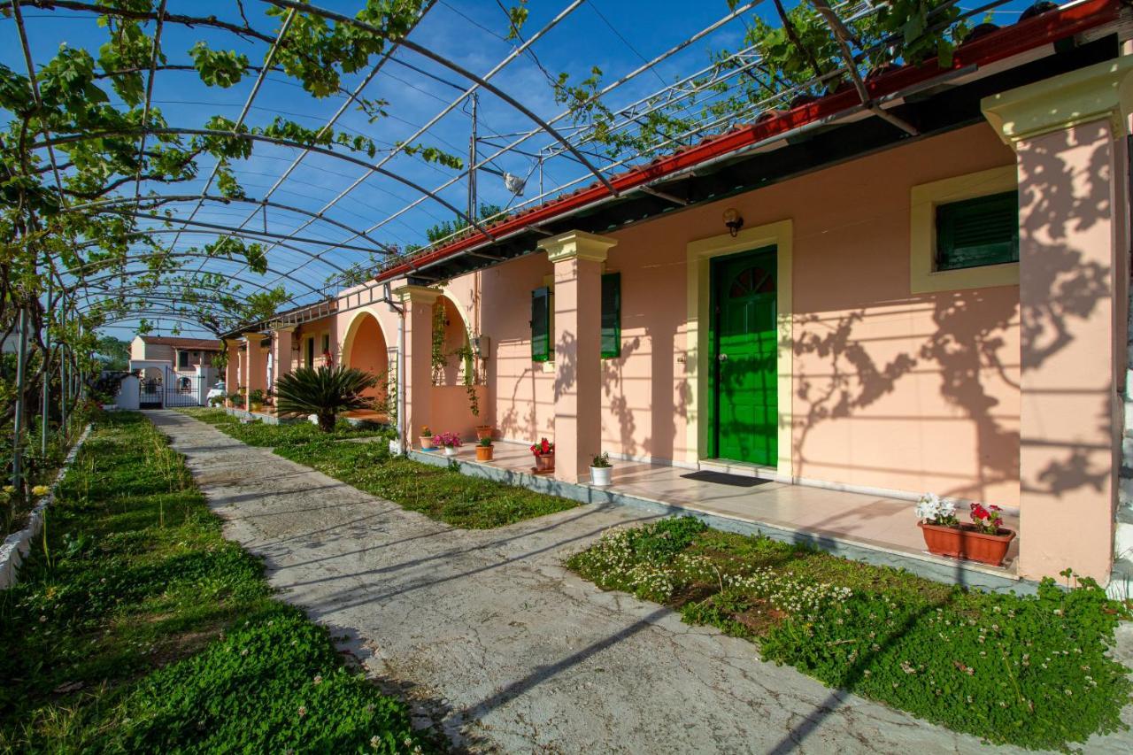Tzoras‌ ‌Apartments‌ ‌Roda‌ ‌Corfu‌ Litheres Exteriör bild